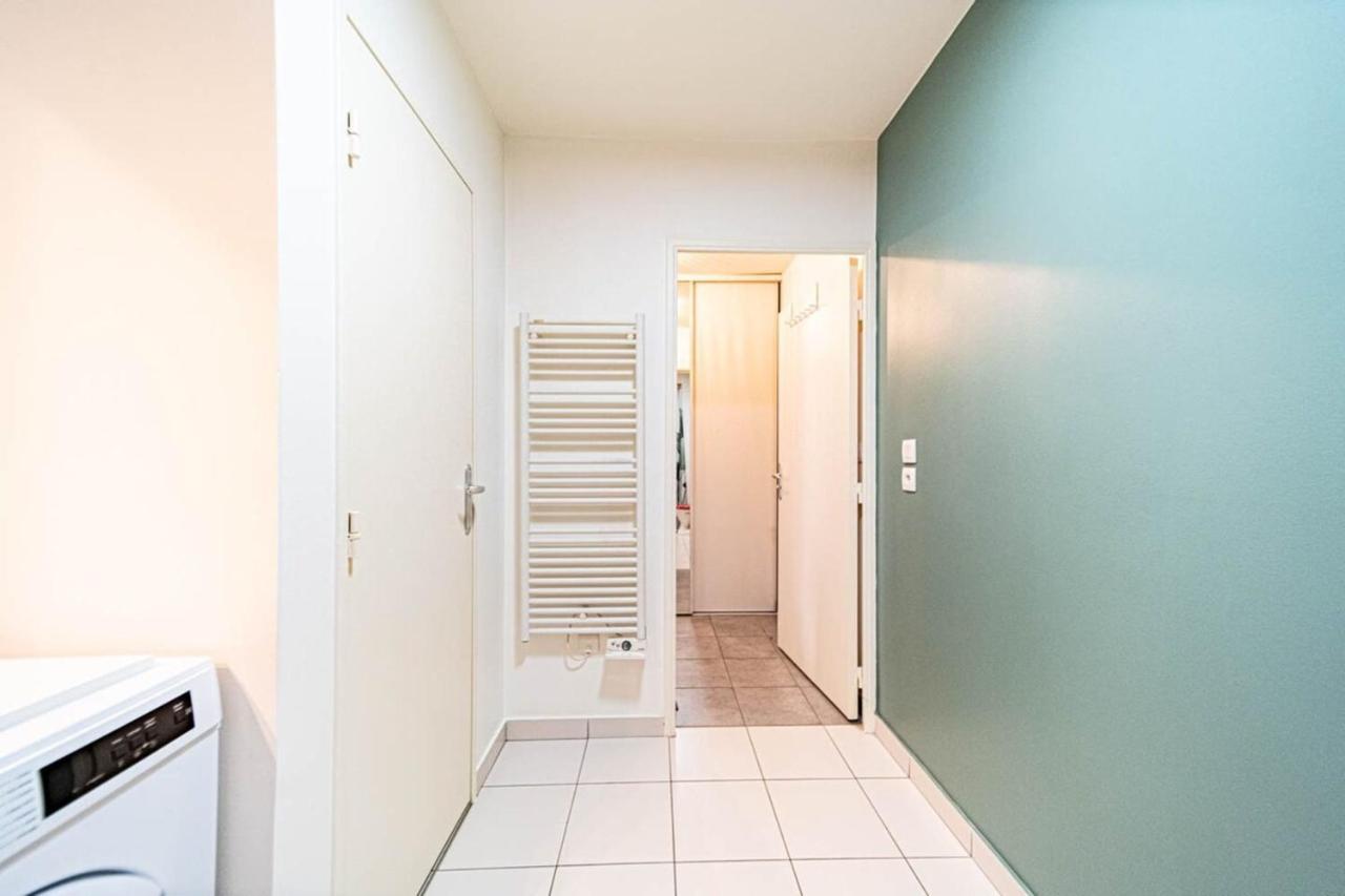 Le Petit Montel- Studio Avec Garage-Metro Valmy リヨン エクステリア 写真